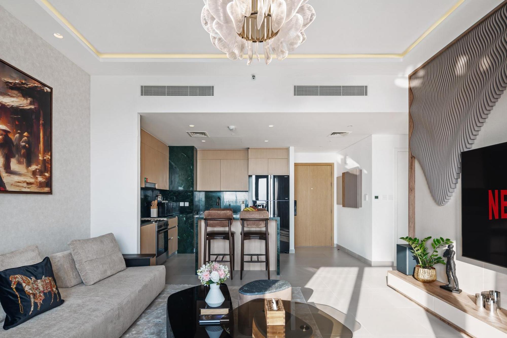 Elegant 2-bedroom In Creek Harbour - By Dustay Apartment